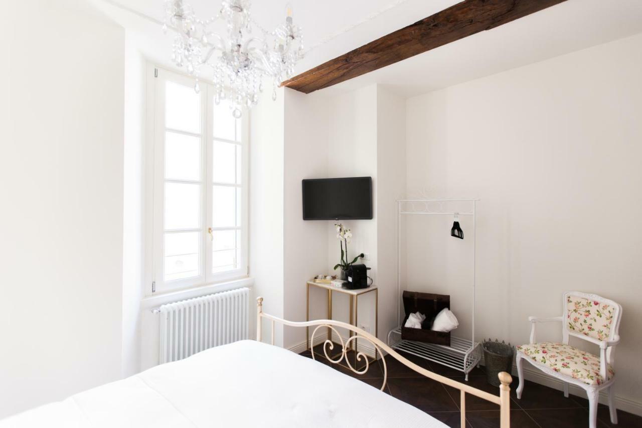 Alessia'S Place Комо Экстерьер фото